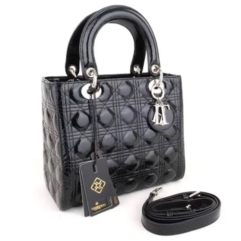 replica lady dior bag uk|dior bobby bag dupe.